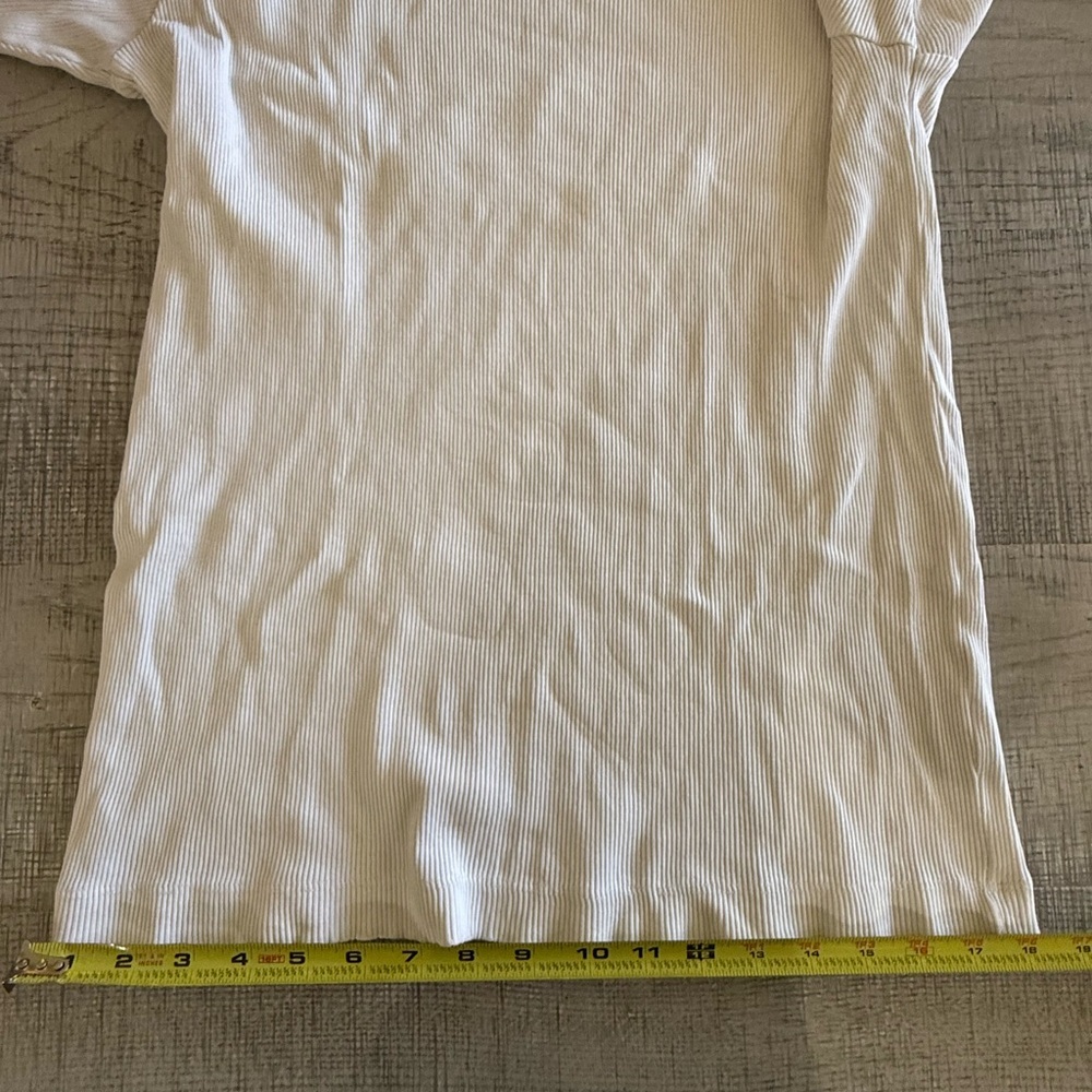 Zara Ribbed White Scoop Neck Shirt Size Medium - Picture 5 of 9